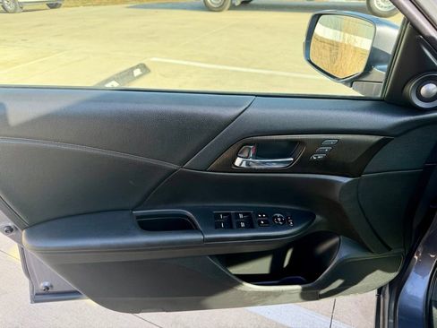 Used 2015 Honda Accord EX-L image 21