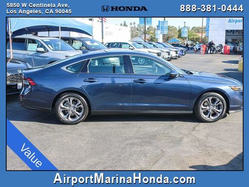Used 2023 Honda Accord EX image 2