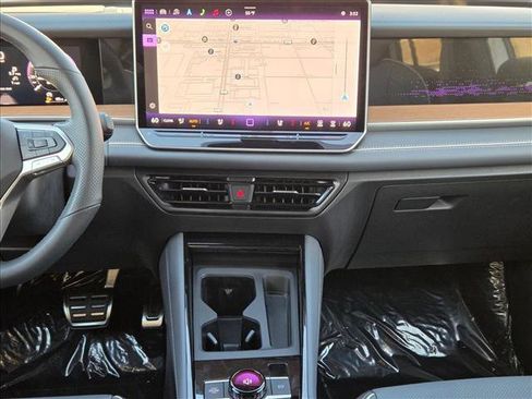 New 2026 Volkswagen Tiguan SEL R-Line image 14