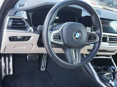 Used 2021 BMW 330i Sedan w/ M Sport Package RWD image 10