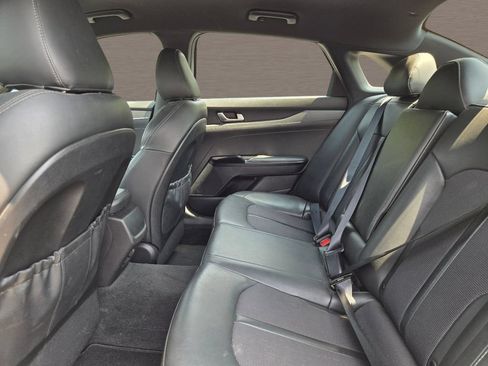 Used 2022 Kia K5 GT-Line AWD/4WD image 12