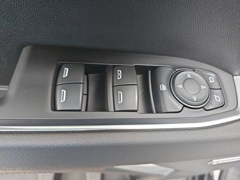 Used 2022 Chevrolet Silverado 1500 RST AWD/4WD image 26