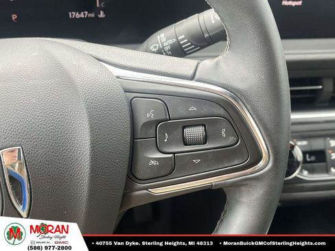 Certified 2024 Buick Envista Sport Touring w/ Convenience I Package FWD image 23