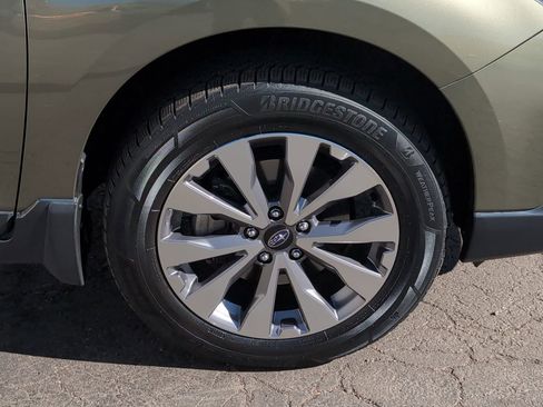 Used 2018 Subaru Outback 3.6R Touring image 9