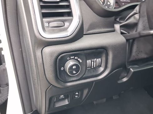 Used 2024 RAM 1500 Laramie image 27