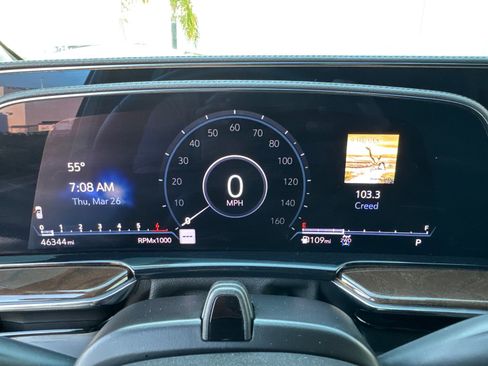 Certified 2024 Cadillac Escalade ESV Sport Platinum w/ LPO, ONYX Package AWD/4WD image 41