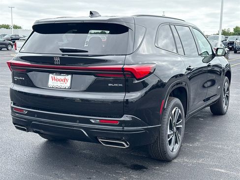 New 2026 Buick Enclave Sport Touring w/ Power Package image 8