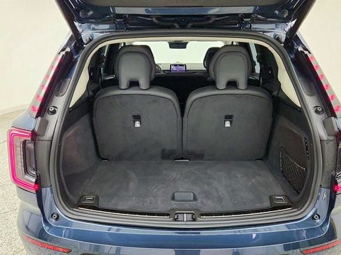 Used 2025 Volvo EX90 Ultra AWD/4WD image 21