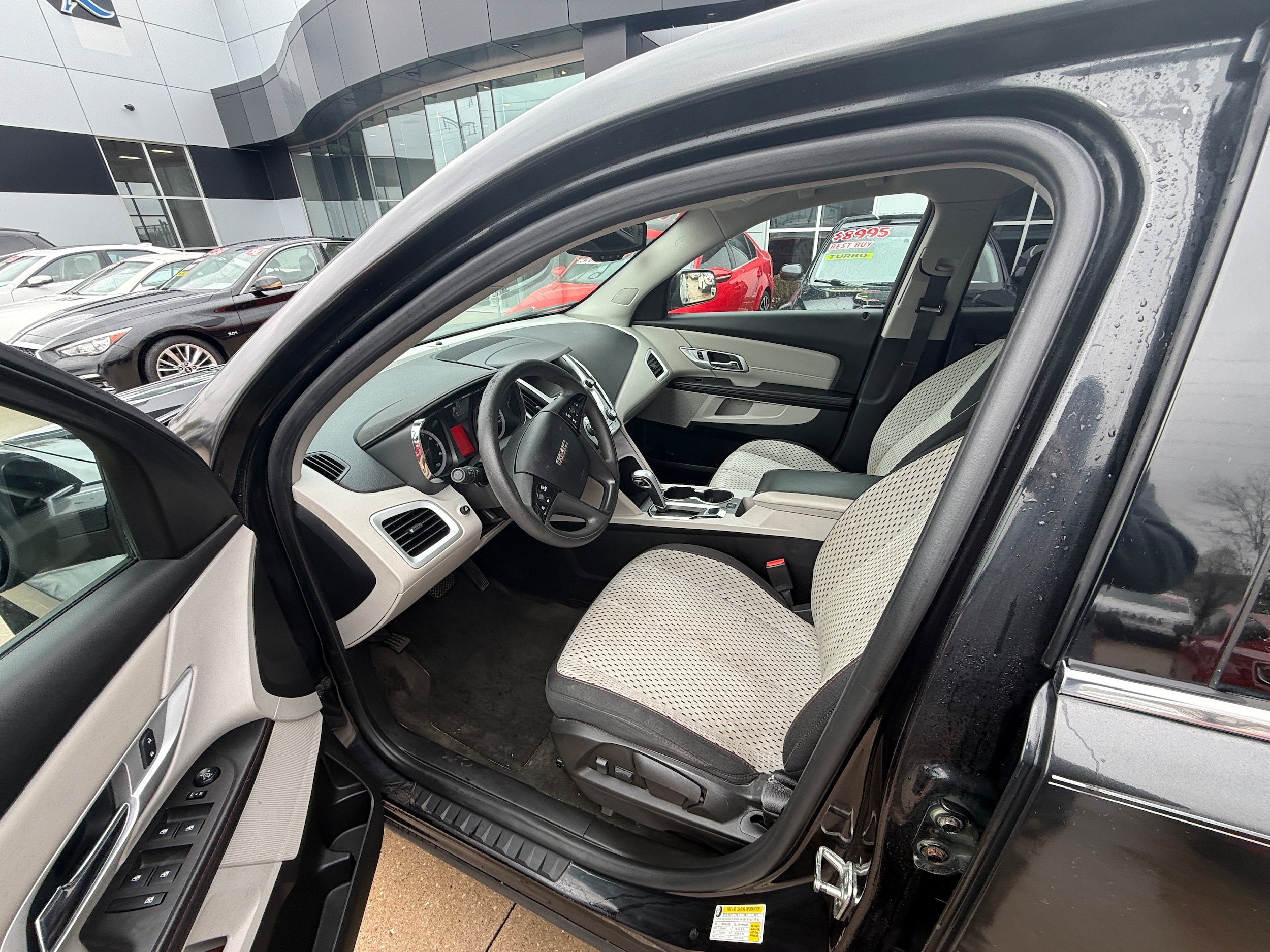 Used 2014 GMC Terrain SLE FWD image 4