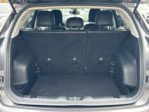 Used 2020 Jeep Compass Latitude w/ Cold Weather Group image 18