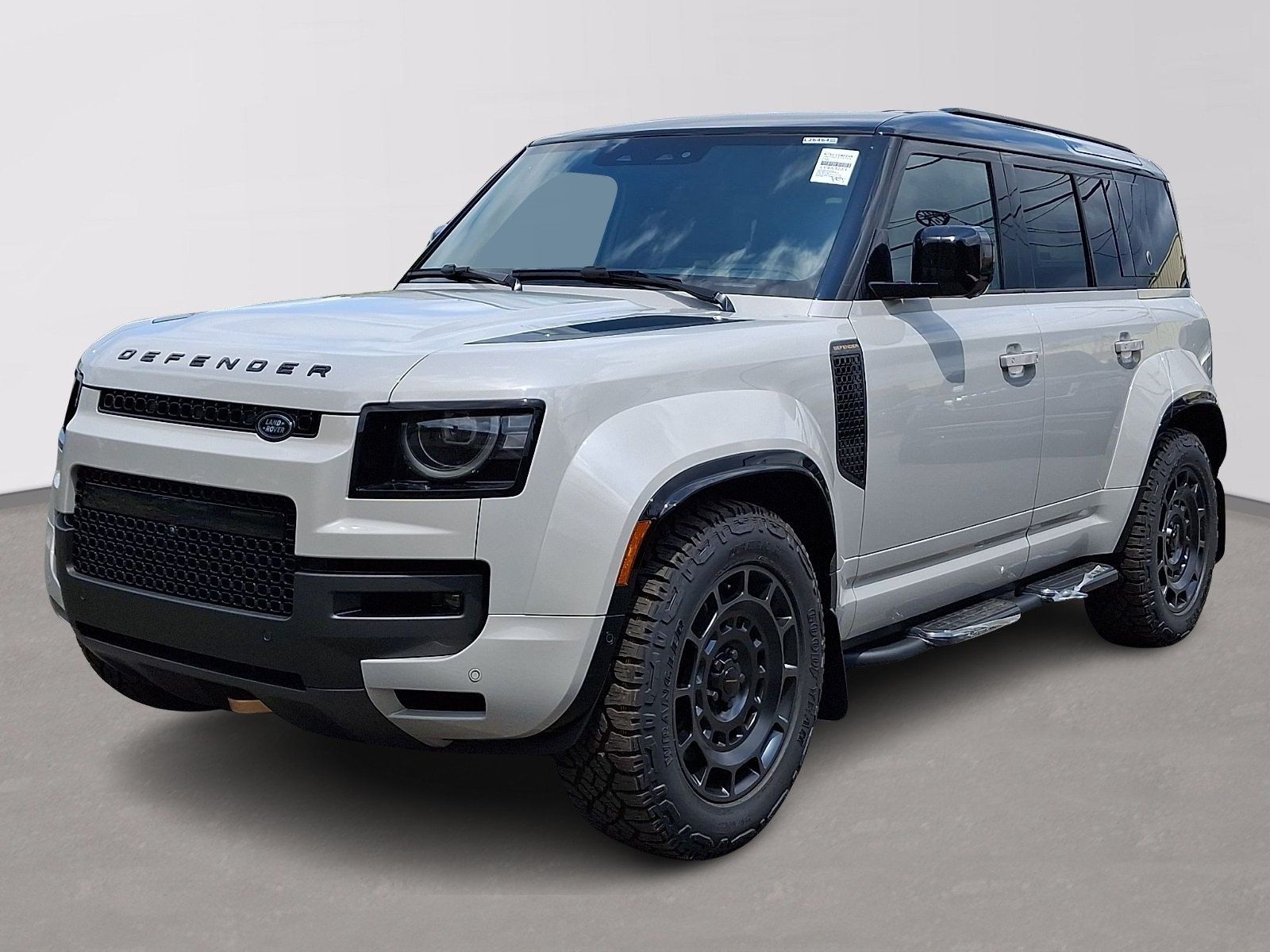 New 2026 Land Rover Defender 110 OCTA AWD/4WD image 1
