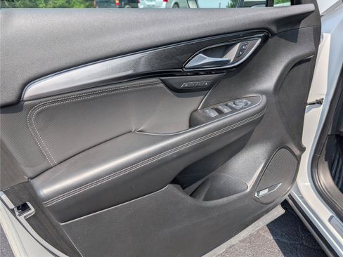 Used 2024 Buick Envision Preferred AWD/4WD image 11