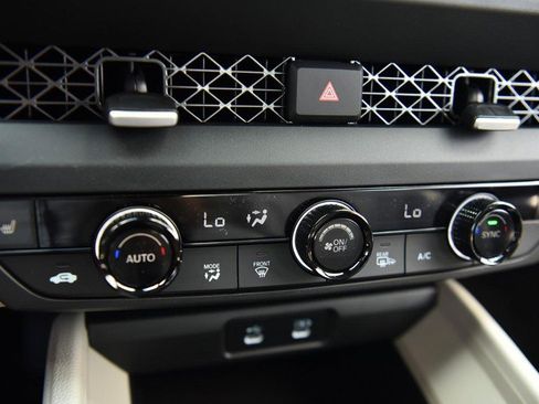 New 2025 Honda Accord SE image 13