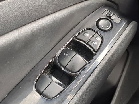 Certified 2025 Nissan Altima 2.5 SL image 23