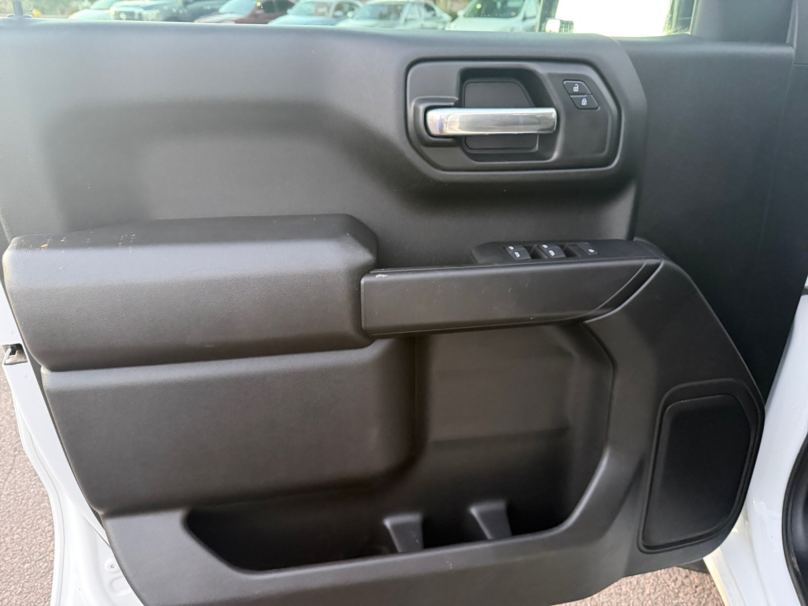 Used 2025 Chevrolet Silverado 1500 W/T w/ Trailering Package RWD image 13