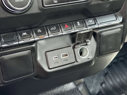 Used 2025 Chevrolet Silverado 1500 W/T RWD image 24