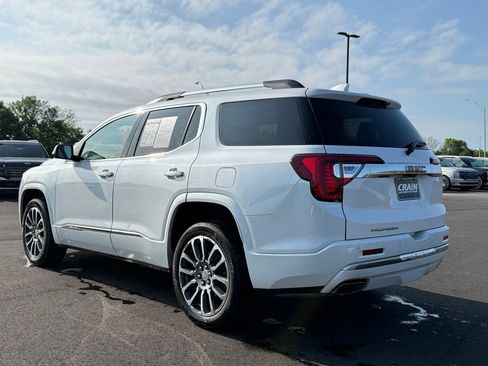 Used 2021 GMC Acadia Denali w/ Denali Technology Package FWD image 8