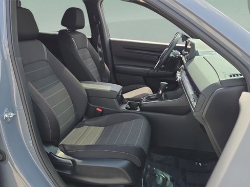 Used 2024 Honda CR-V Sport image 18