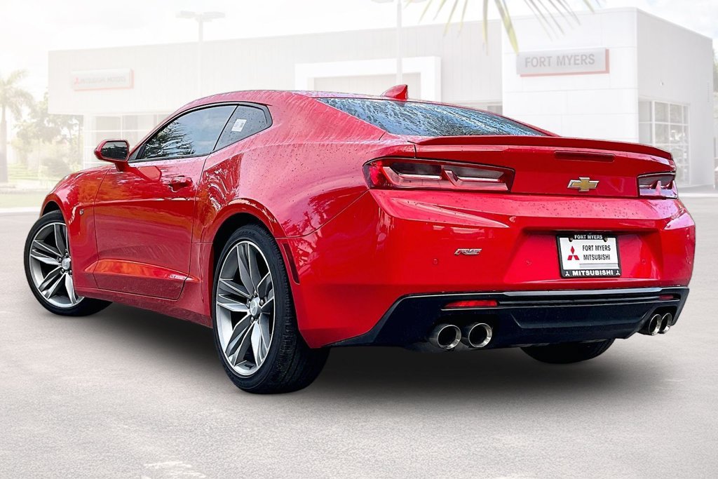 Used 2018 Chevrolet Camaro LT RWD image 28