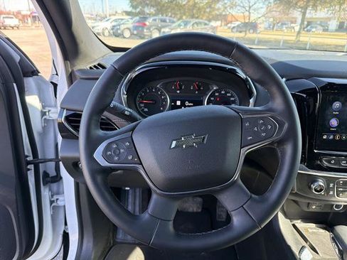 Certified 2023 Chevrolet Traverse RS image 35