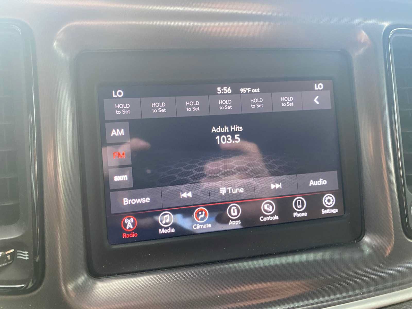 Used 2021 Dodge Challenger SXT w/ Driver Convenience Group RWD image 18