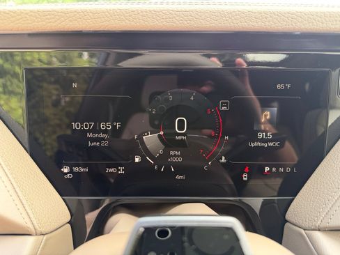 New 2026 GMC Yukon XL Denali w/ Denali Reserve Package AWD/4WD image 16