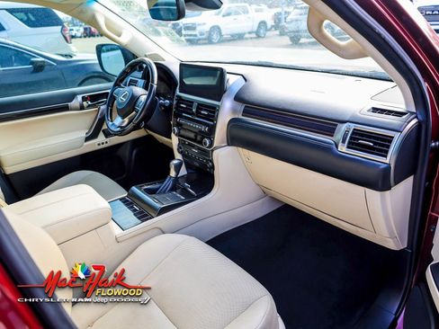 Used 2022 Lexus GX 460 Premium image 3