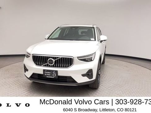 Certified 2024 Volvo XC40 B5 Plus w/ Protection Package Premier AWD/4WD image 7