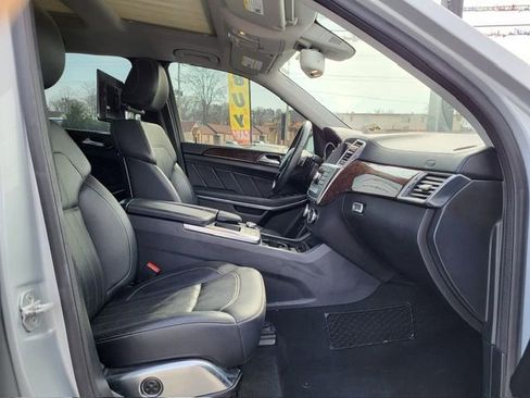 Used 2013 Mercedes-Benz GL 450 4MATIC w/ Premium 1 Pkg image 16