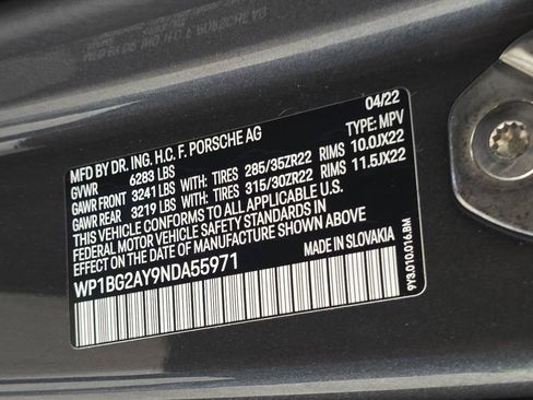 Used 2022 Porsche Cayenne GTS image 34