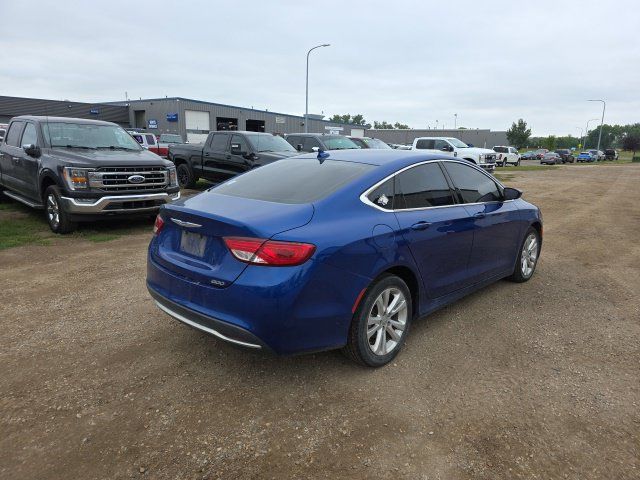 Used 2015 Chrysler 200 Limited w/ Convenience Group FWD image 7