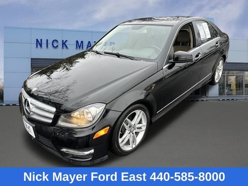 Used 2013 Mercedes-Benz C 300 4MATIC Sedan image 3