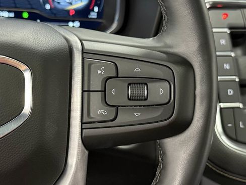 Used 2023 GMC Yukon XL SLT image 21