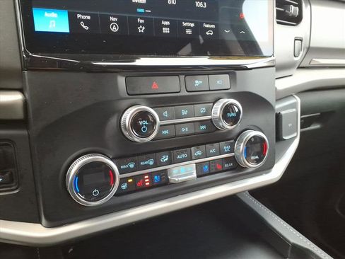 Certified 2023 Ford Expedition Max XLT image 23