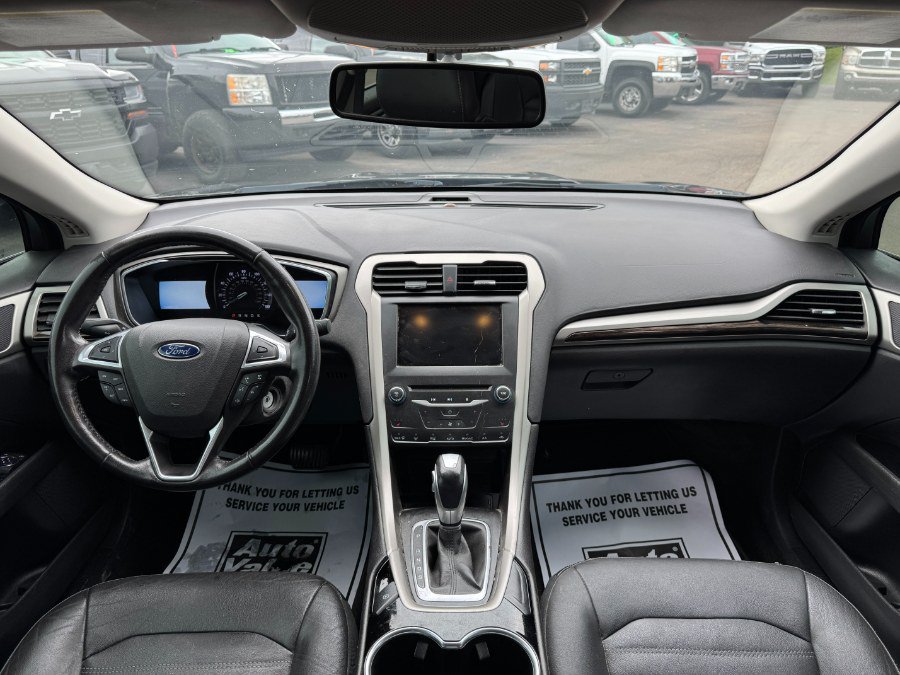 Used 2015 Ford Fusion SE w/ Equipment Group 202A FWD image 20