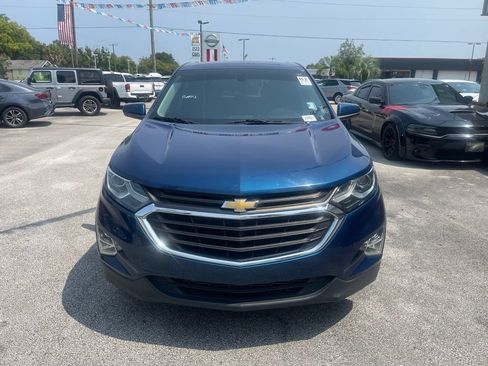 Used 2019 Chevrolet Equinox LT FWD image 3