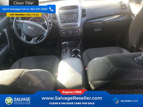 Used 2014 Kia Sorento LX FWD image 11