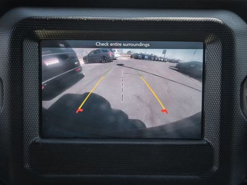 Used 2021 Jeep Wrangler Unlimited Sahara image 50