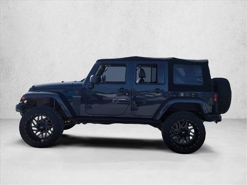Used 2018 Jeep Wrangler Unlimited Sport image 5