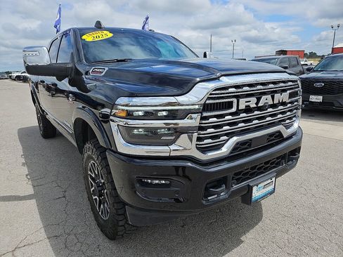 Used 2025 RAM 2500 Limited AWD/4WD image 11