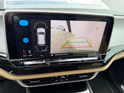New 2026 Volkswagen Atlas Cross Sport SE AWD/4WD image 25