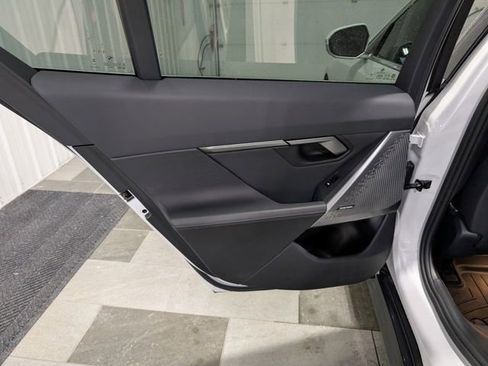 Used 2024 BMW 530i xDrive w/ Premium Package image 9