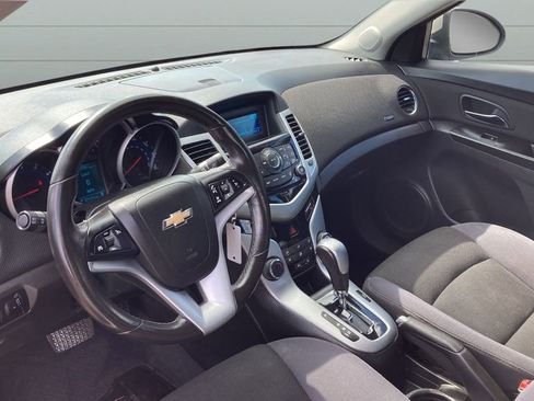 Used 2013 Chevrolet Cruze LT image 26