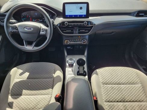 Used 2020 Ford Escape SE image 12
