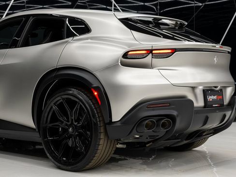 Used 2024 Ferrari Purosangue image 15