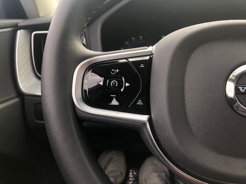 Used 2025 Volvo XC60 T8 Plus w/ Protection Package Premier image 21