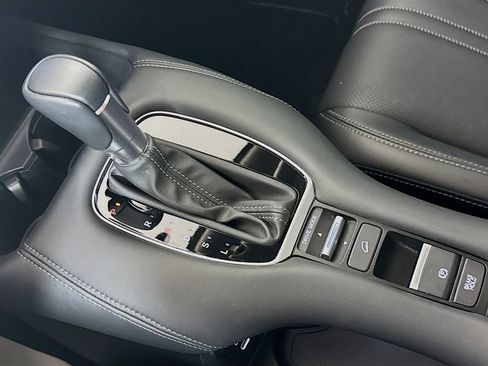 Used 2024 Honda HR-V EX-L image 19