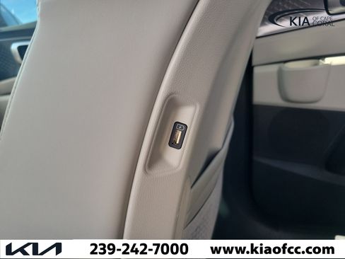 Certified 2023 Kia Sorento S w/ Panoramic Sunroof Package FWD image 17