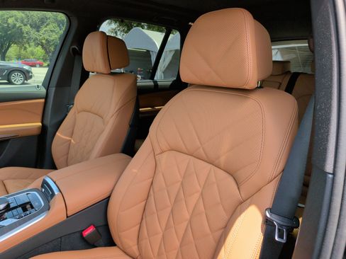 New 2026 BMW X5 sDrive40i w/ Climate Comfort Package RWD image 26