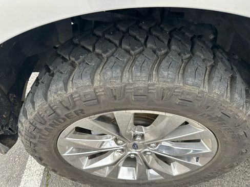 Used 2016 Ford F150 XLT w/ Equipment Group 302A Luxury image 3